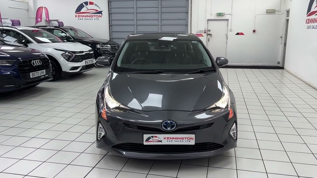 Toyota Prius 1.8 VVT-h Excel CVT Euro 6 (s/s) 5dr (15in Alloy) SL68OTP