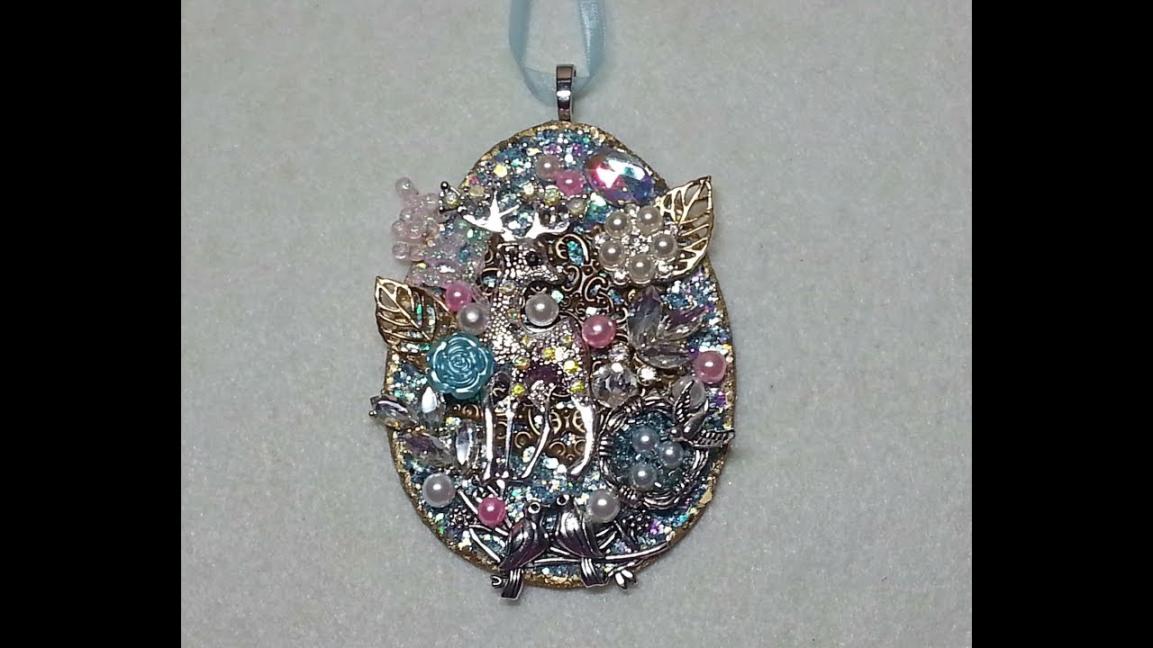 DIY~Gorgeous Woodlands Ornament Using Left Over Craft Bits & Bling!