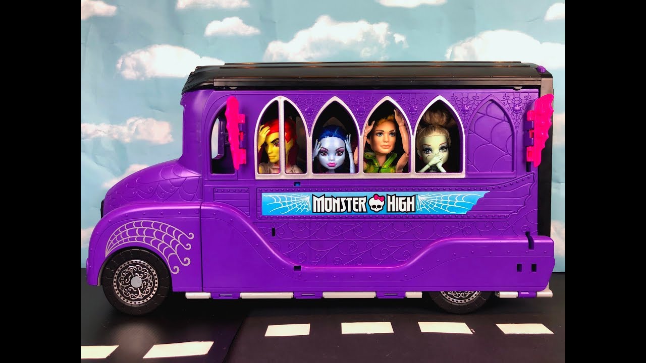 The Field Trip-  A Monster High Ever/After High Stop Motion