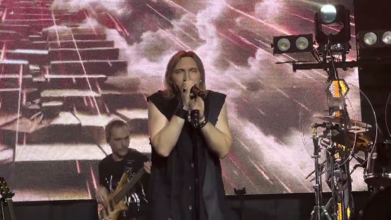 Ступени Пётр Елфимов