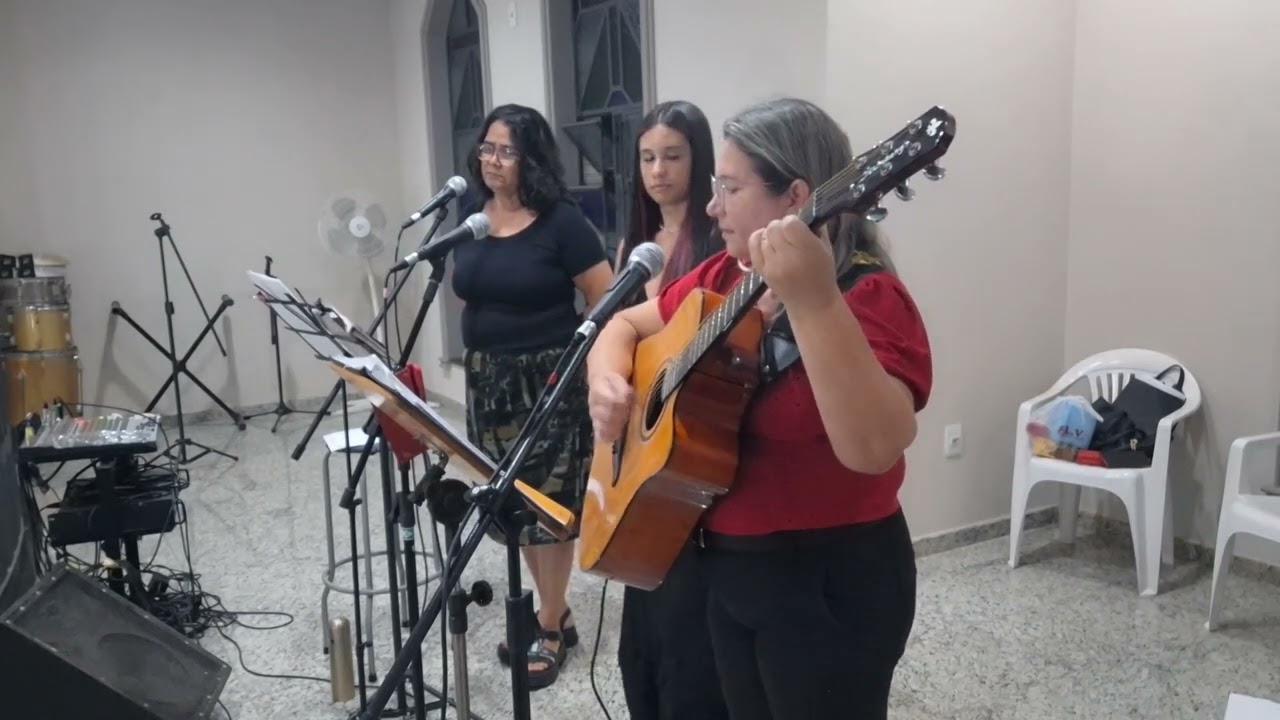 O Senhor é minha luz e salvação Comunidade Santo Expedito Tatui-SP 24/01/2026cifra 
