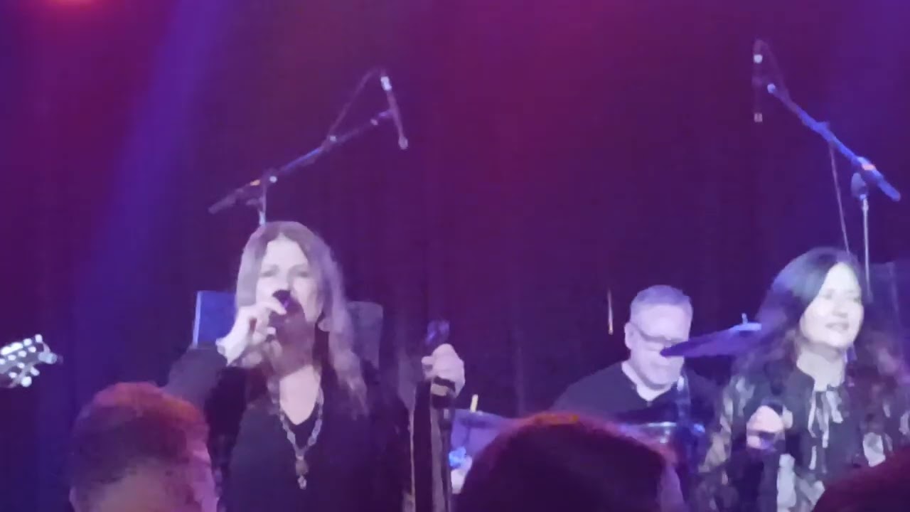 Crazy On You (cover) Gypsy Queen
