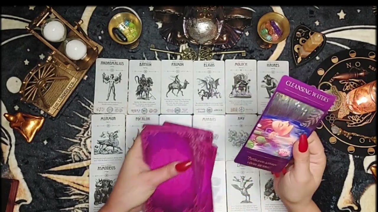 حبيبك تعبان من غيرك مهما بيخبى حبك باين عليه مش قادر يعيش من غيرك بيسمع صوتك وبيشوفك فى منامه