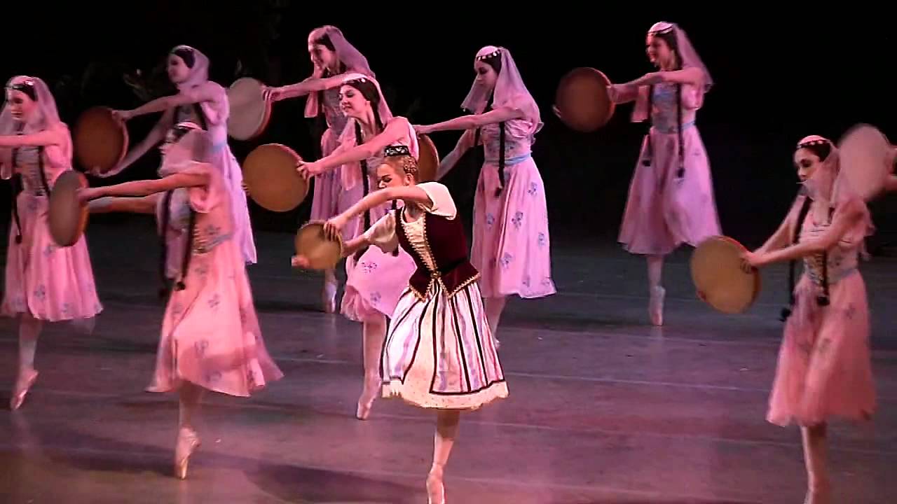 Marchuk & Zapasnikova in Gayane - 2010 Vaganova graduation performance [watch in HD]