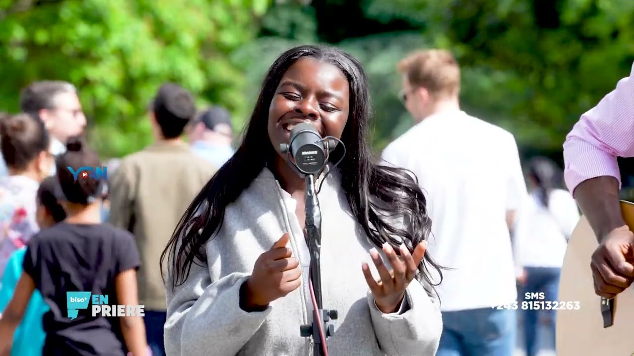 Biso en Prière avec Arielle SEKA Leader Paris TROCADERO-TOUR EIFFEL 21 Juillet  2024 Live