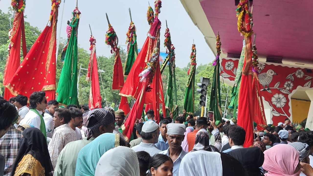 Aaj 10 Muharram 1446 h Hazrat Nizamuddin Auliya R.a se Aapka julus NikalKar joharbagh gaya 17/7/2024