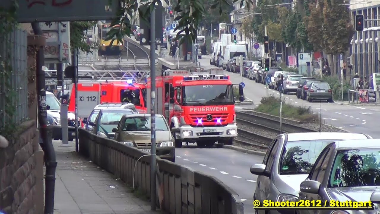 Gleich zwei Löschzüge auf Einsatzfahrt - [Ausweichmanöver ins Gleisbett] - FW 1 & 2 [+Pressluft]