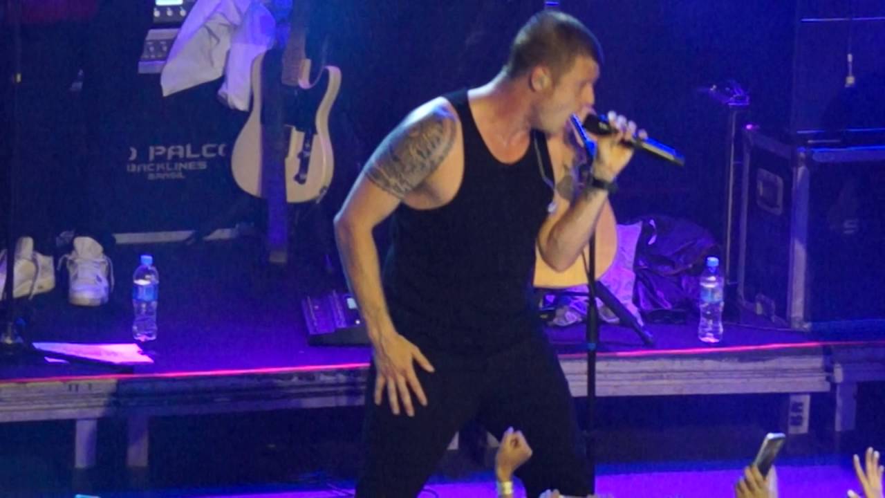 [Nick Carter] 