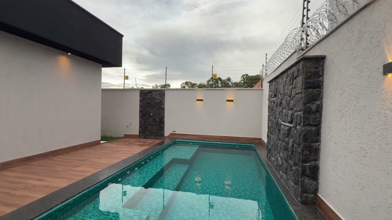Me apaixonei por essa casa com 4 Suites em Goiânia 