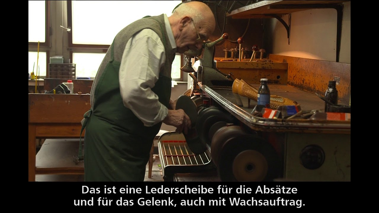 Schuhmacherei: Ausputzmaschine