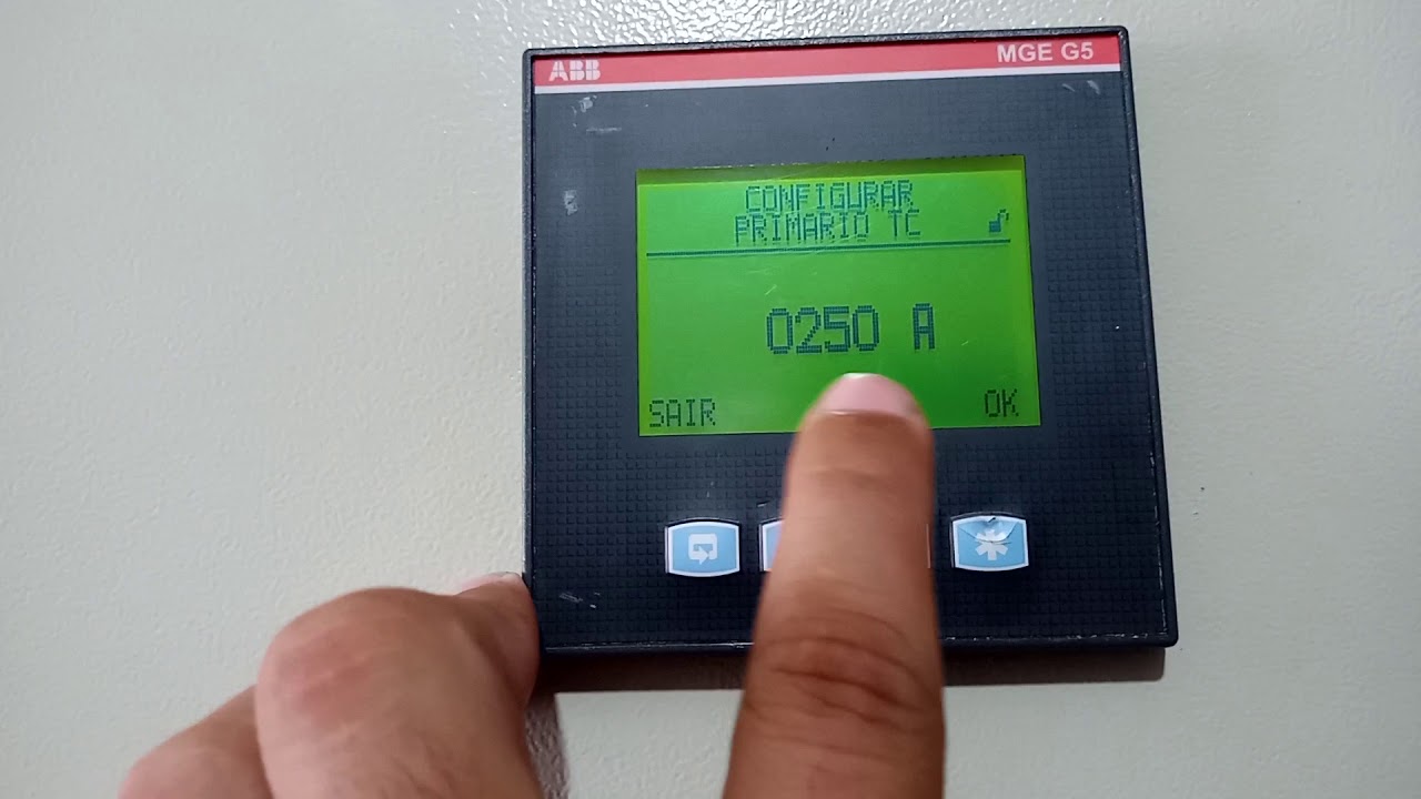 Multimedidor ABB MGE G5 - Configurando os TC's