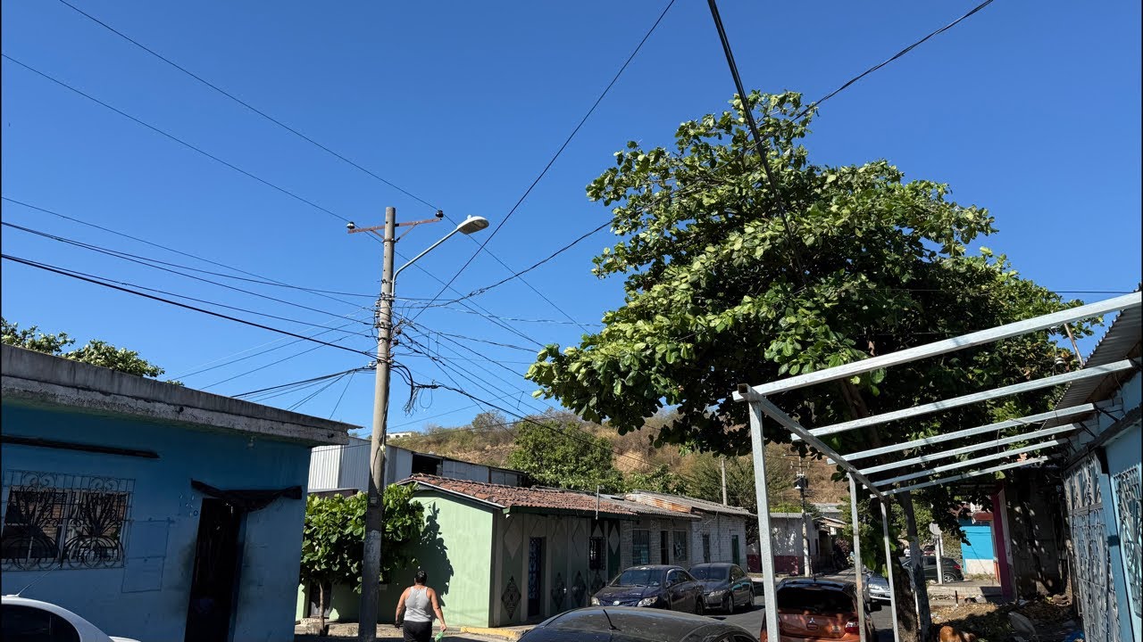Caminando en El Centro de Sonsonate El Salvador #diaspora #sonsonate #usa #elsalvador