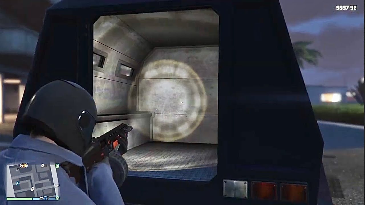 GTA 5 Online - How to Open the Back Door of the Insurgent (Glitch)