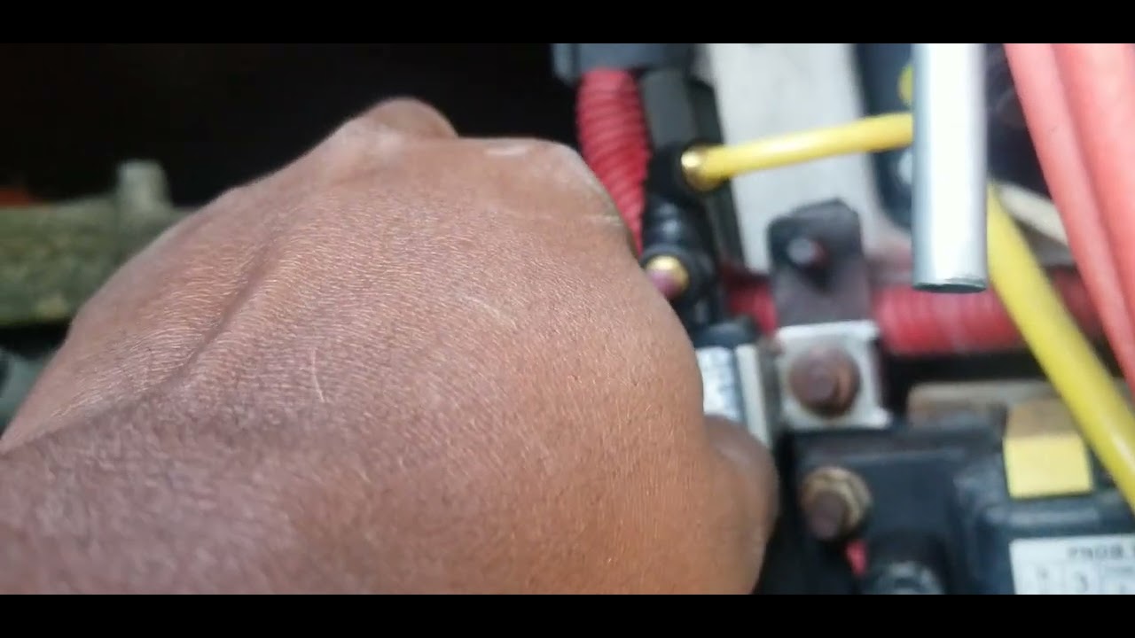 How to fix engine fan running constantly for Freighliners