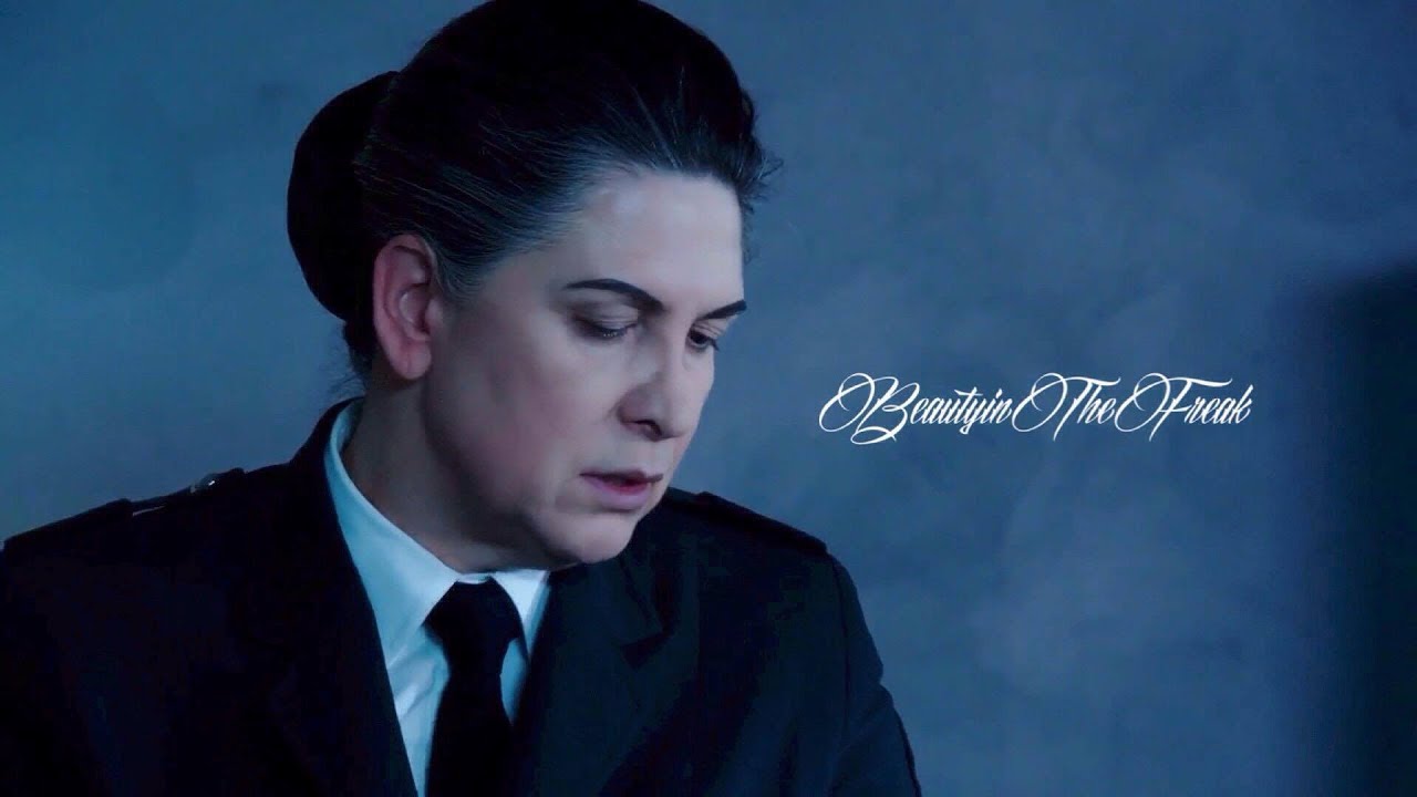 Joan Ferguson/ Pamela, Emma Louise- Jungle  🖤
