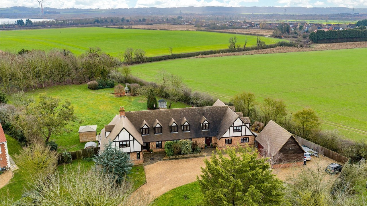 Hambleton Lodge | Wootton Green, Bedfordshire