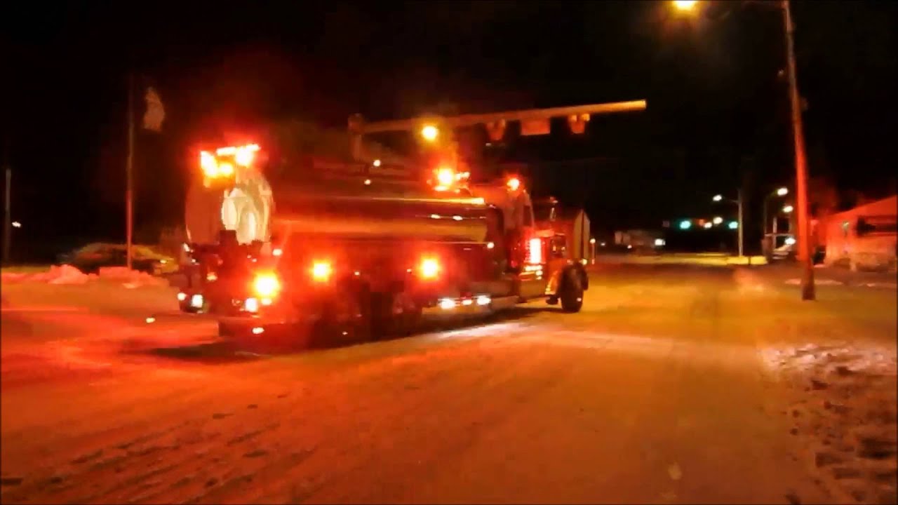 Delmar Tanker 74-5 to working fire in Hebron