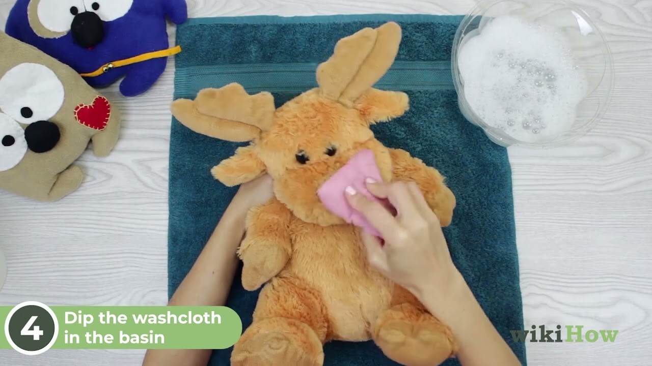 How to Handwash a Stuffed Animal by Spot Cleaning