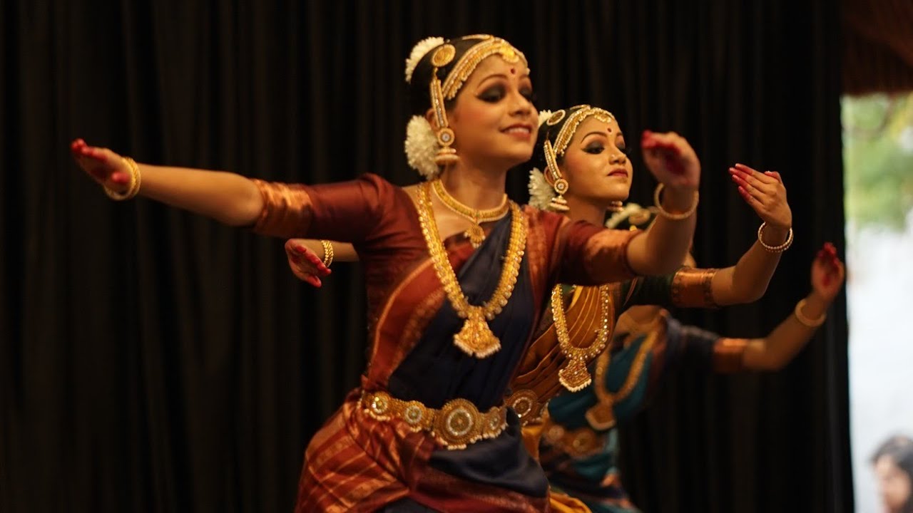 Tisra Alarippu | Bharathanatyam | Arangettam | Mudra Institute Of Dance 