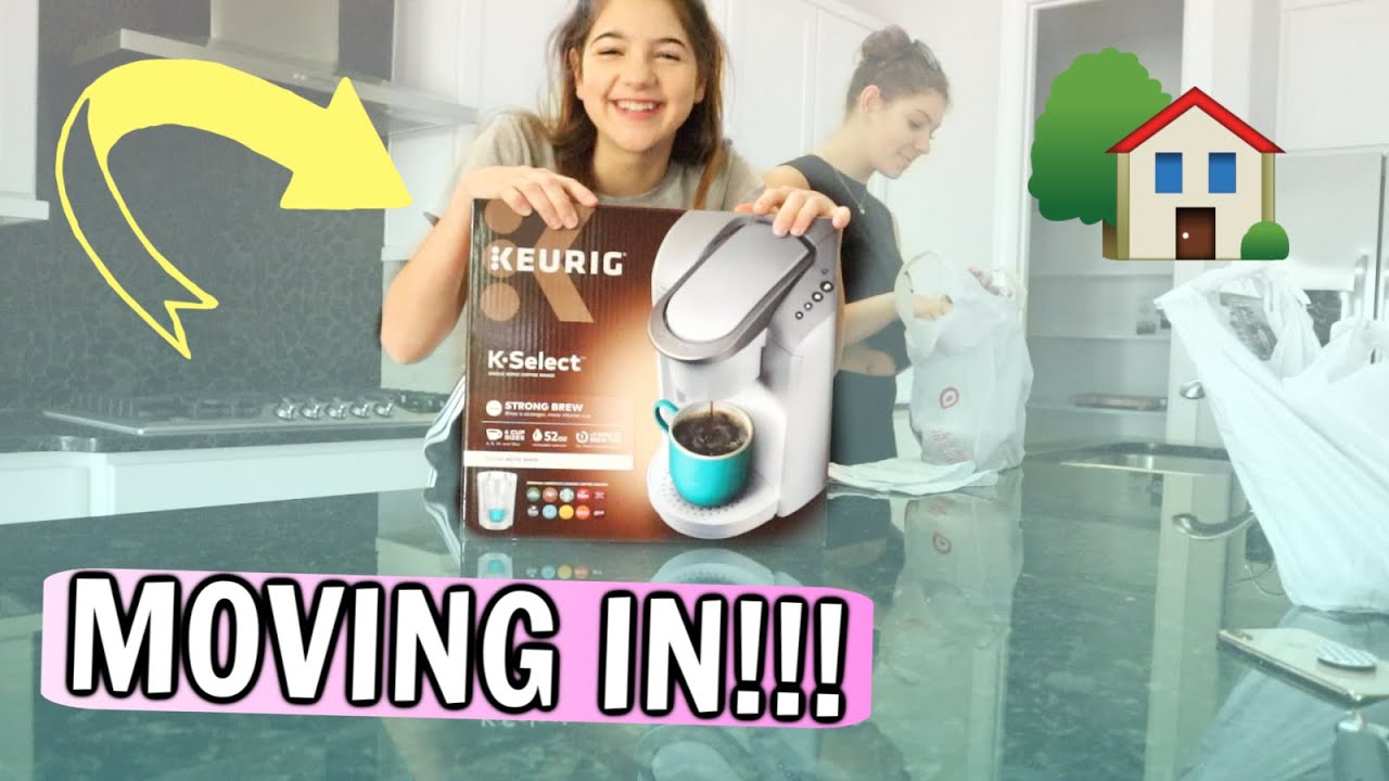 First Night in Empty House & First Target Shop!! Annie & Lily