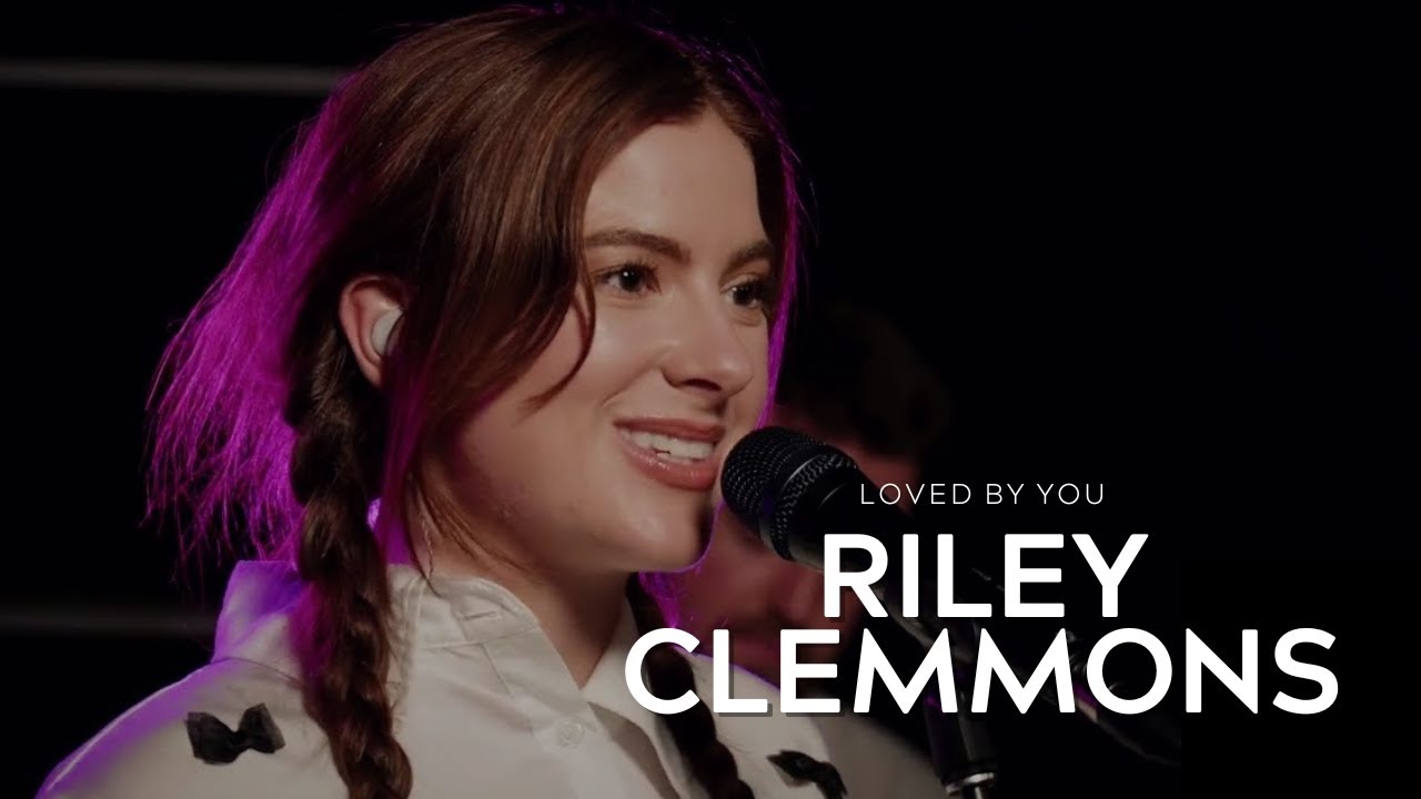 Riley Clemmons - Loved By You (Acoustic) || Vision Sessions
