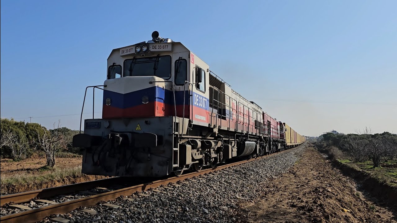 TCDD DE 33077 + DE 24311 RANFOR DE 33010 UZUN YÜK TRENİ EFSANE MOTOR SESİ VE KORNALI GEÇİŞİ 
