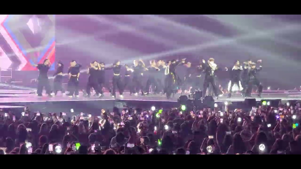 #mcountdown in France #ateez 20231015