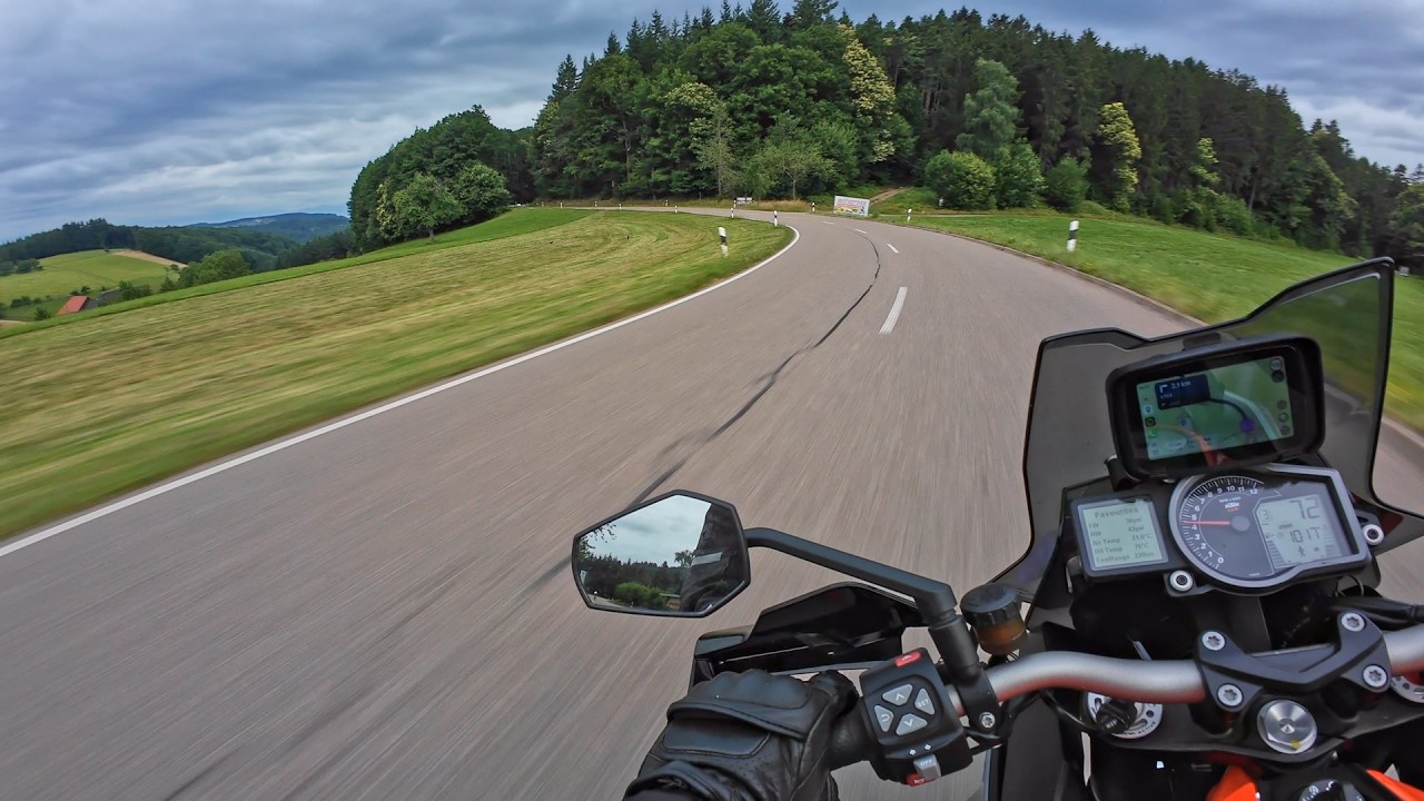 1290 Super Duke GT | Black Forest back roads | Better than B500? | 🇩🇪