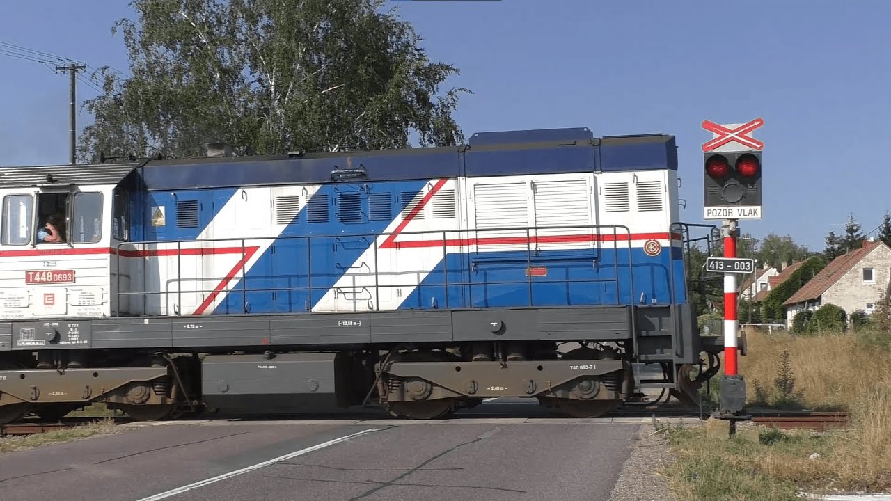 Železniční přejezd Moravský Krumlov (vlečka) (CZ) - 14.8.2024 / Railroad crossing