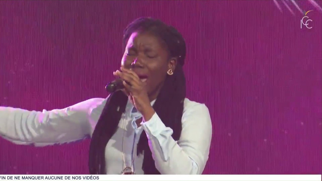 SOIS ÉLEVÉ - Nana Yaw Boakye / HOSANNA - Israel Houghton | Impact Gospel Choir | Marianne Assogbavi