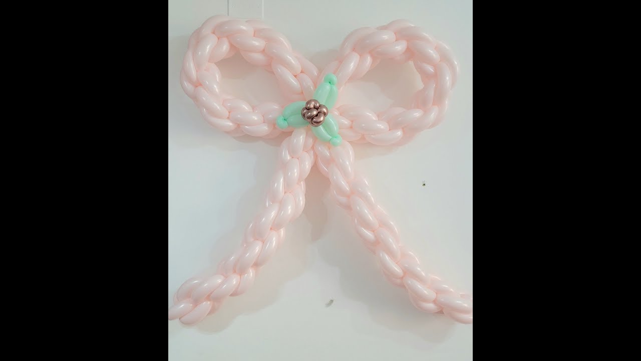 Balloon Christmas Wreath & Bow Tutorial (Facebook Live Replay) + Pricing Tips