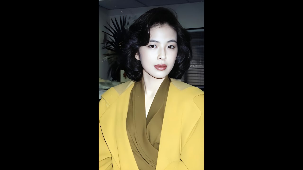 罗美薇和邵美琪年轻时巅峰颜值对比，你觉得谁更胜一筹？#港星女神 #香港女神 #女演员 #港风女神 #港剧女神 #童年女神 #港风怀念 #怀旧经典
