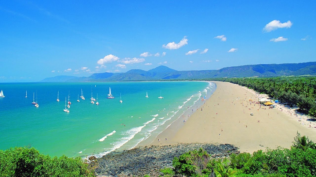 4 Mile Beach Walk - Port Douglas Australia