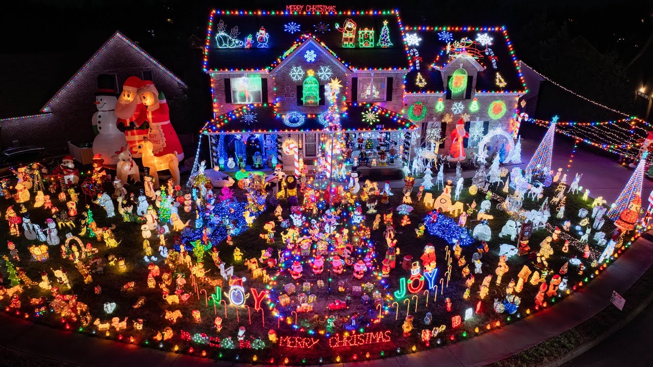 Marlowe Christmas House where the Christmas Spirit is Real! 2025 