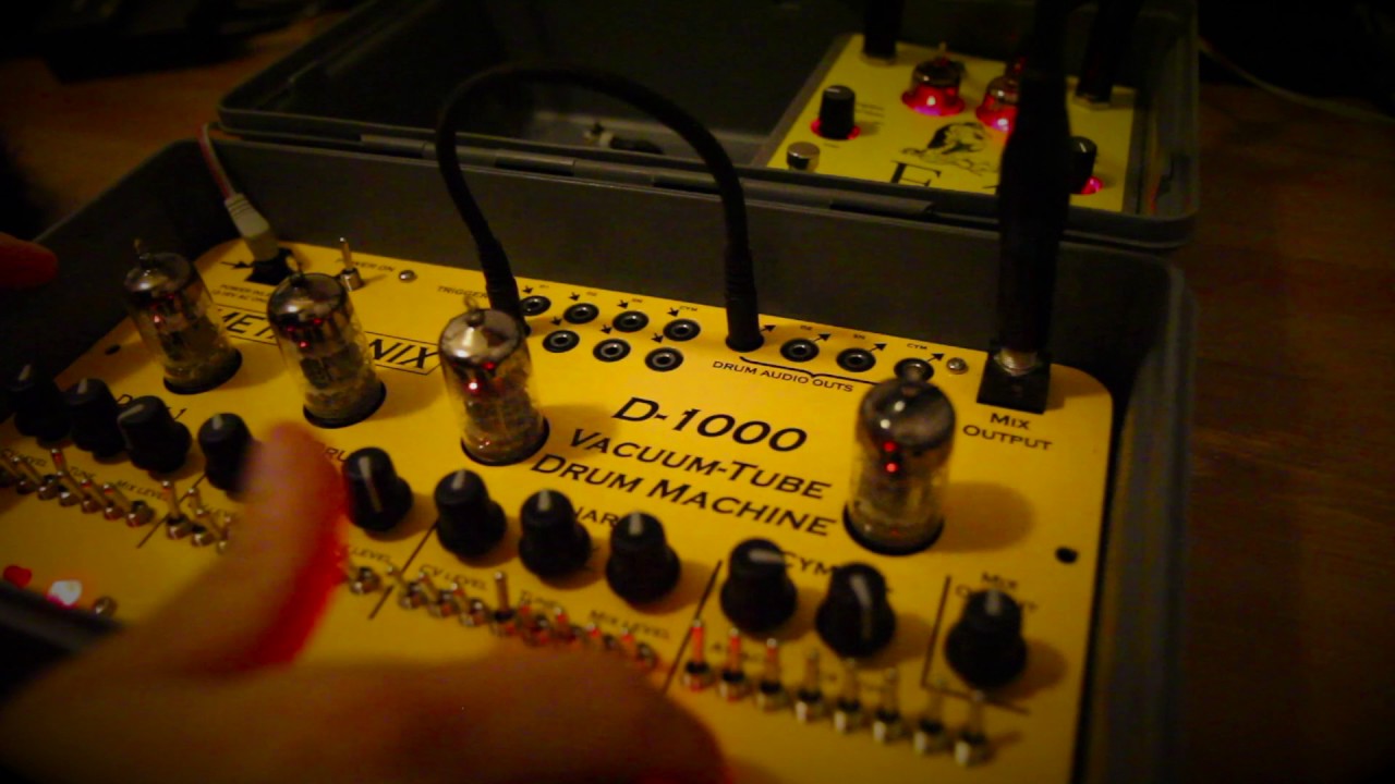 Metasonix D 1000 Vacuum Tube Drum Machine & Metasonix F 1 Tube Distortion Pedal