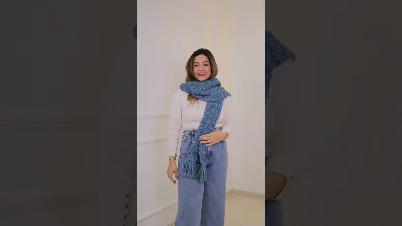 How to wear a winter knit scarf #scarf #scarfstyle #winterfashion #fashionhacks #meghaseehra