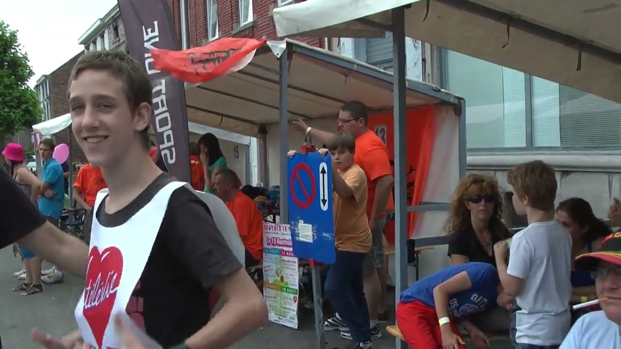 Genappe,Cuistax 7 Juillet 2012-Video 2
