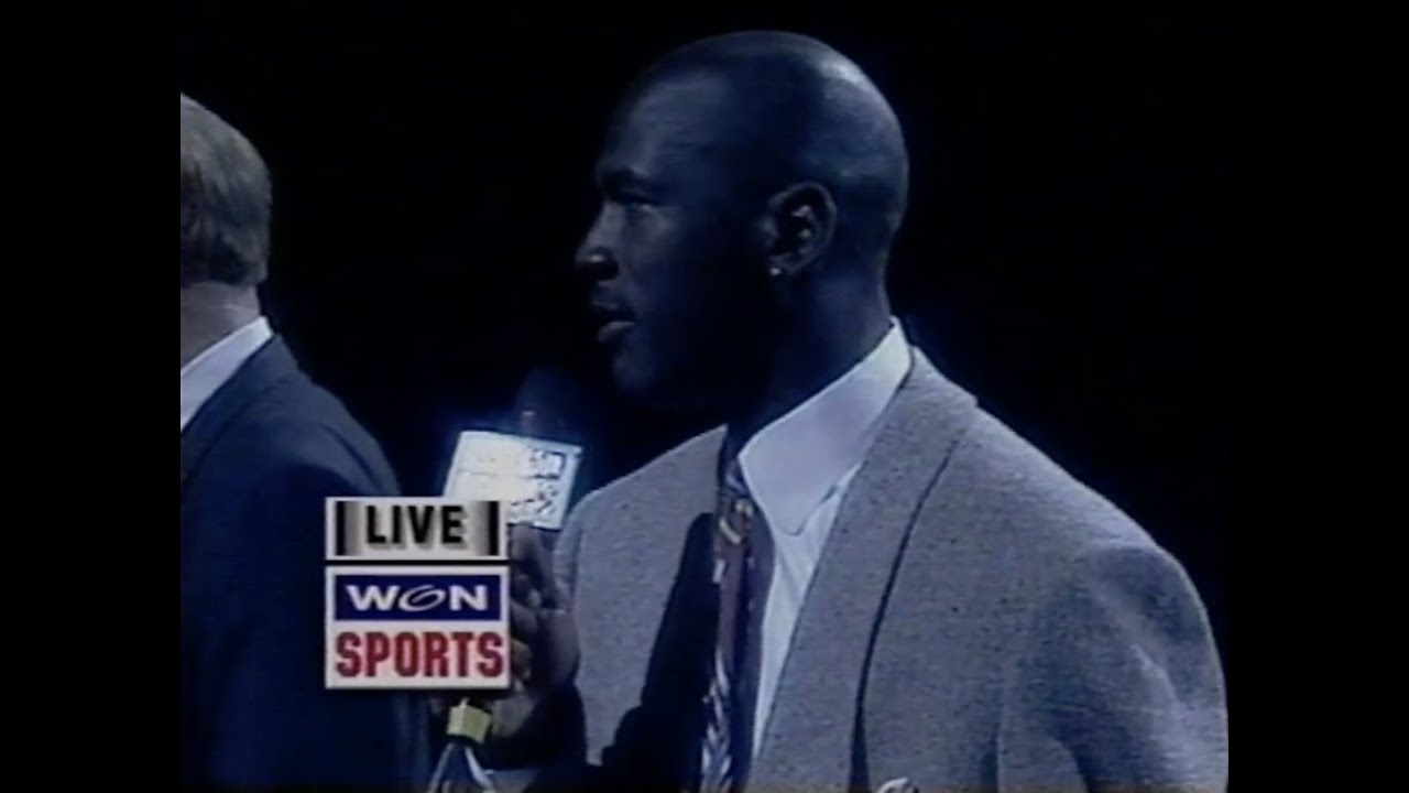 1993 Chicago Bulls Championship Ring Ceremony - November 6, 1993 - Michael Jordan