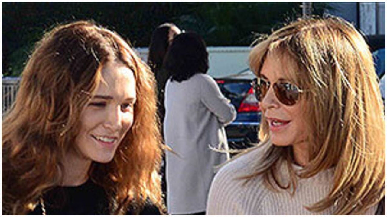 Jaclyn Smith’s Kids: Everything To Know About The ‘Charlie’s Angels’ Star’s 2 Children
