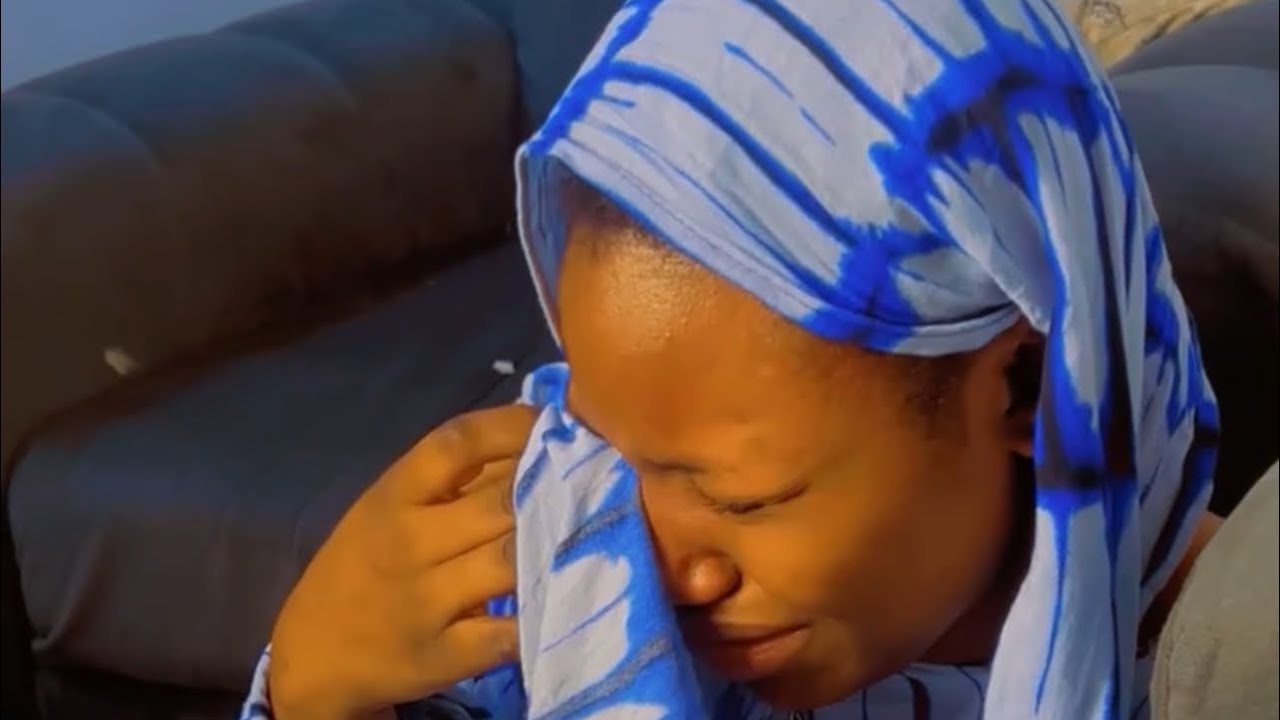 Wa oumy loumouy dioy😭