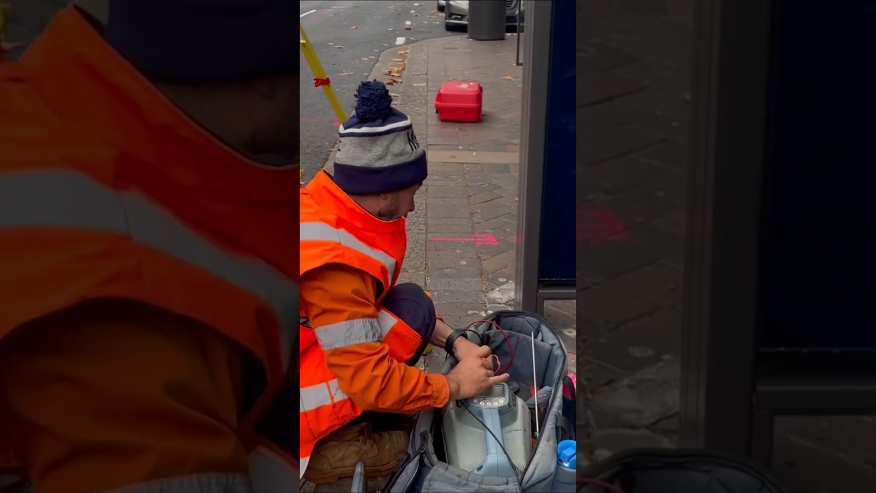 Skilled Utility Locator Sets Up Utility Locating Equipment 👷🚧