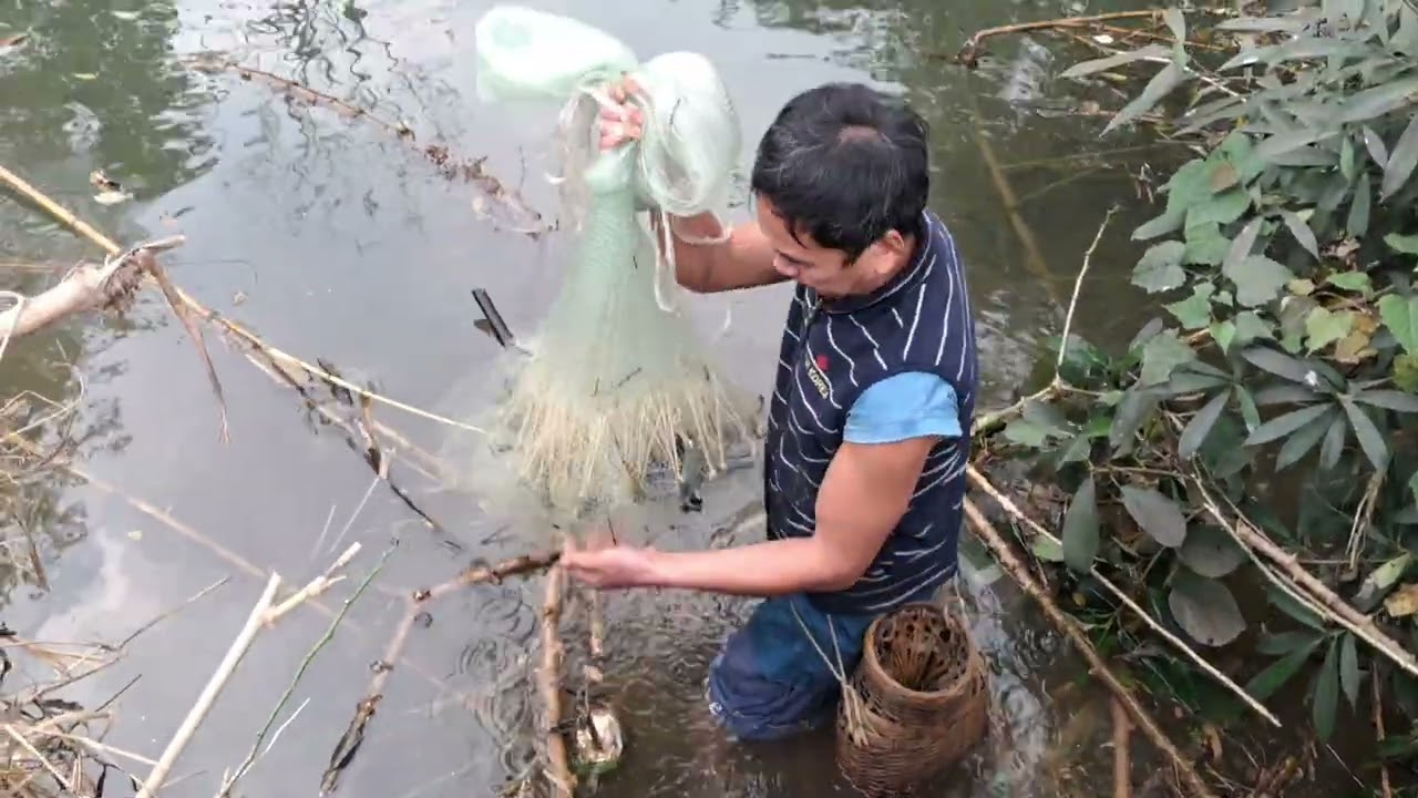 Săn cá suối 2 thợ chài đi hai đoạn suối được 2kys cá