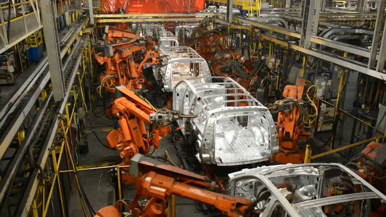 LIVE: Federal ministers outline strategy to transform Canada’s auto industry