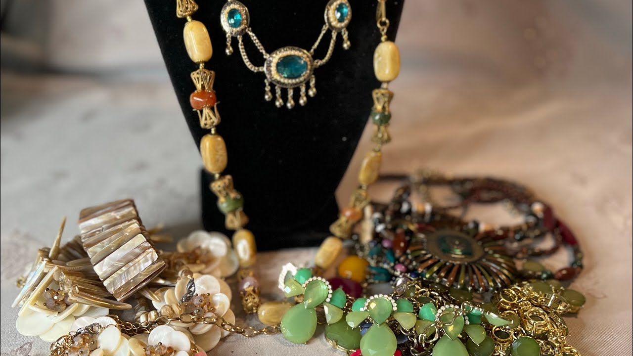 Jewelry Haul! I Found A Miriam Haskell!😮