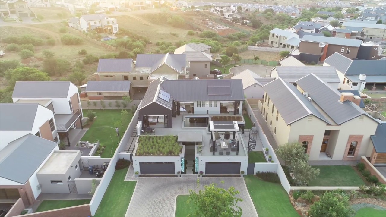 HOME FOR SALE IN THE HILLS ESTATE