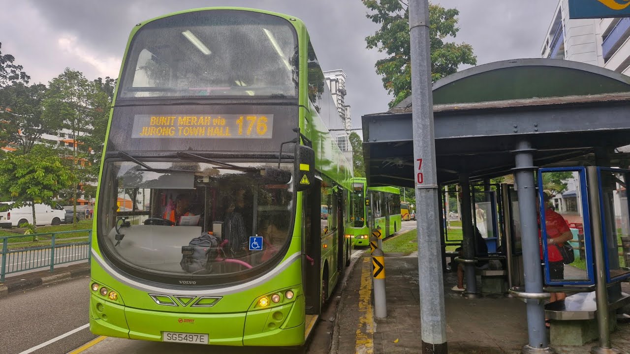 SMRT Bus Service 176 Volvo B9TL Wright Eclipse Gemini 2 Batch 4 SG5497E 