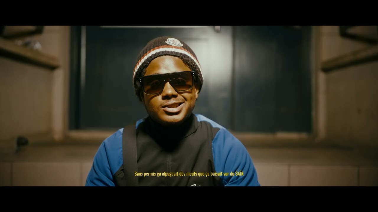 Baby Black - FOU (Clip officiel)