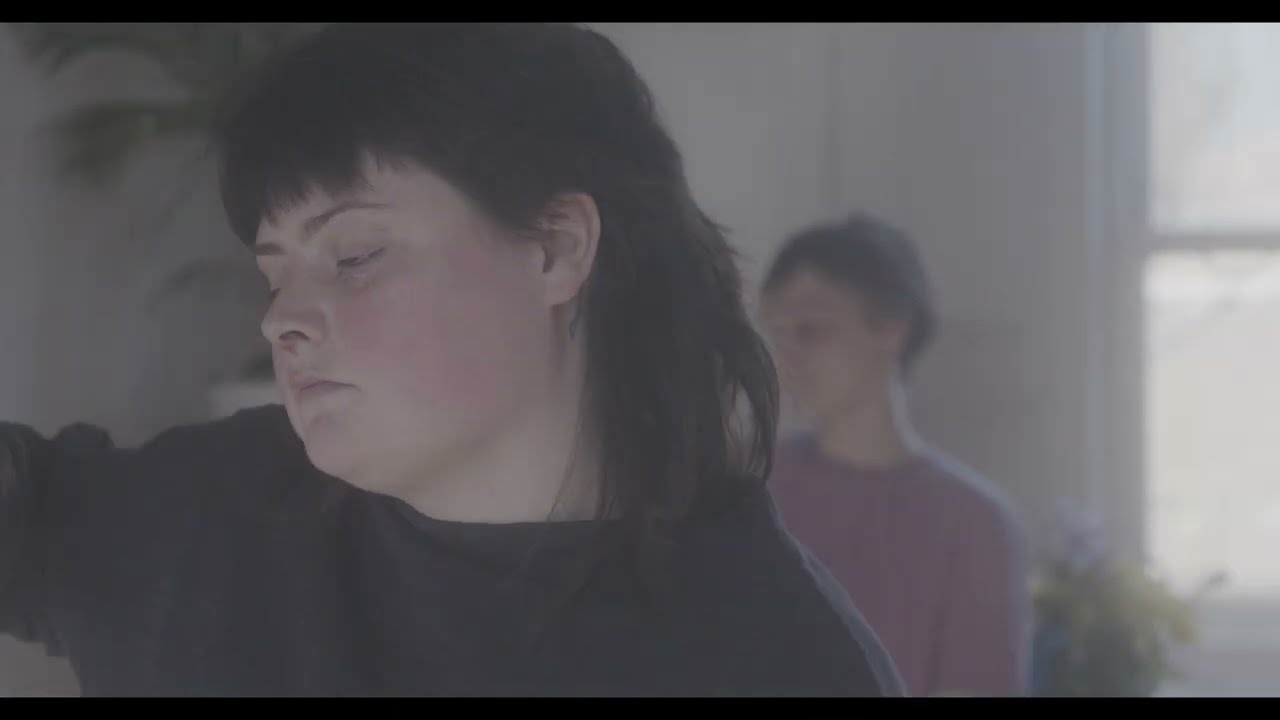 Selvhenter - Plex (Official video - 2023)