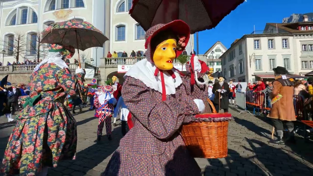 2022  Preisnüsseln Nüssler Schwyz  100 Jahre Schwyzer Nüssler Fasnacht auf dem Hauptplatz