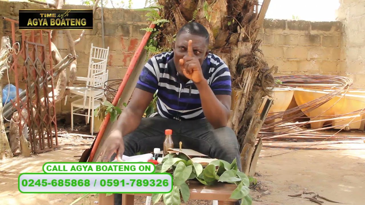 #KwakuManu#GhanaEntertainment#Ghanagirl(BAYIFOUR BA)Uses Com. Leaf To Make A Boy/Girl LUV U Forever